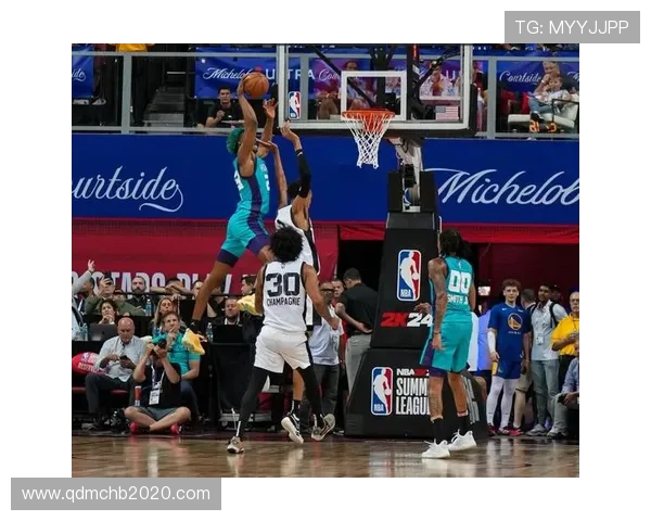 文班亚马大风车暴扣震撼全场篮球公园盘点本周十佳精彩好球 文班亚马大风车暴扣震撼全场篮球公园盘点本周十佳精彩好球